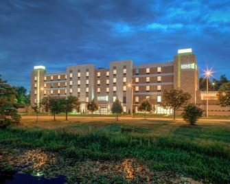 Home2 Suites by Hilton Bloomington - Bloomington - Κτίριο
