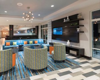 Holiday Inn Indianapolis Airport By IHG - Indianapolis - Sala d'estar