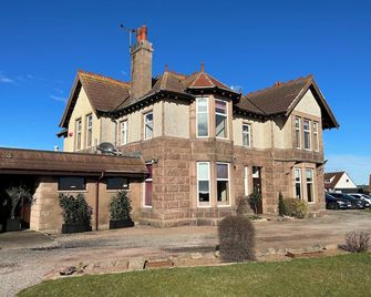 St Olaf Golf Hotel - Peterhead - Gebäude