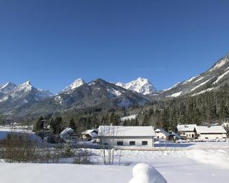 Hotel garni Landhaus Bürtlmair - Hinterstoder - Edificio