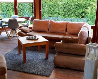 Holiday house Weißwasser for 1 - 4 persons with 2 bedrooms - Holiday home - Weißwasser - Wohnzimmer