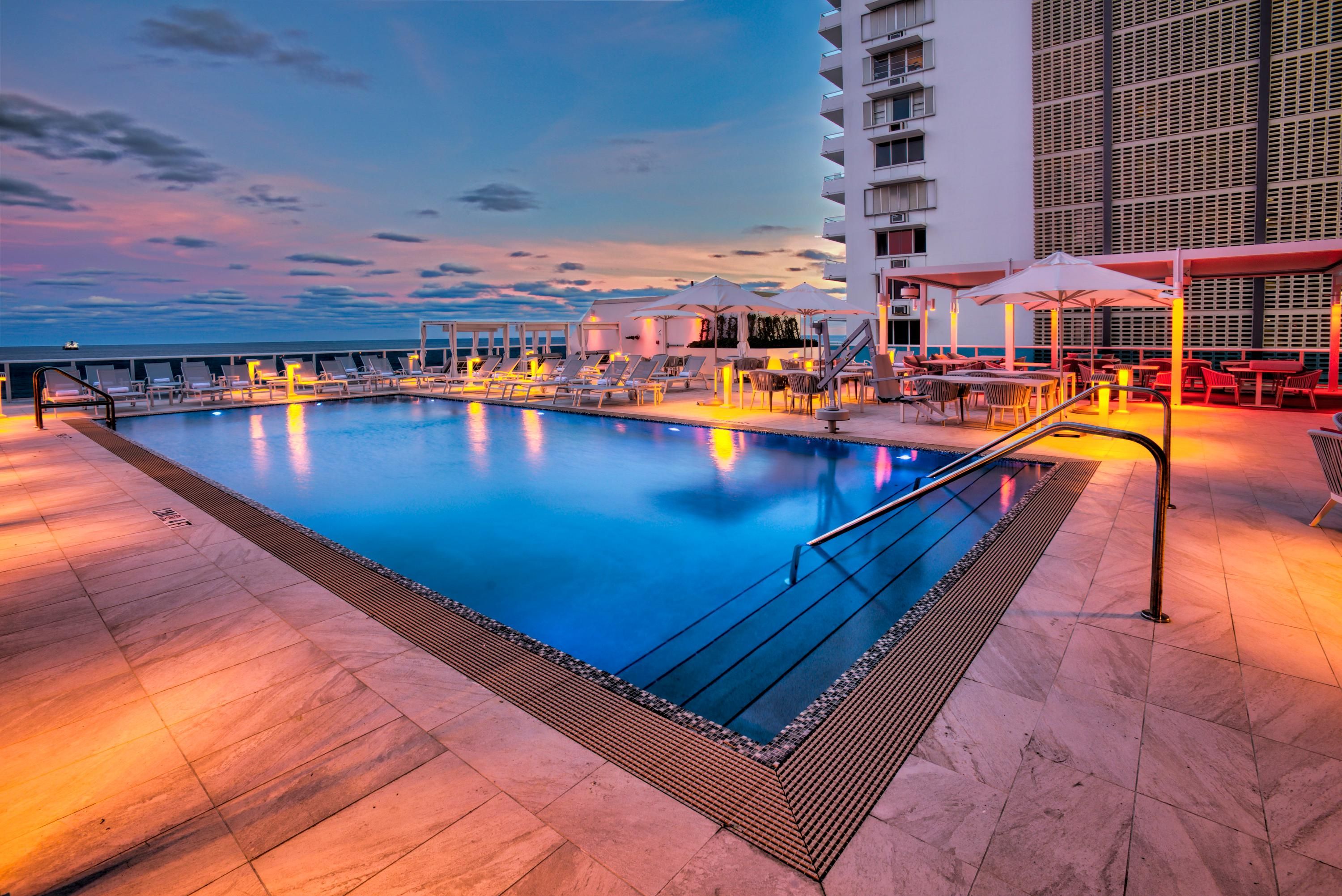 Hotel Maren Fort Lauderdale Beach, Curio Collection By Hilton - Fort Lauderdale - Pool