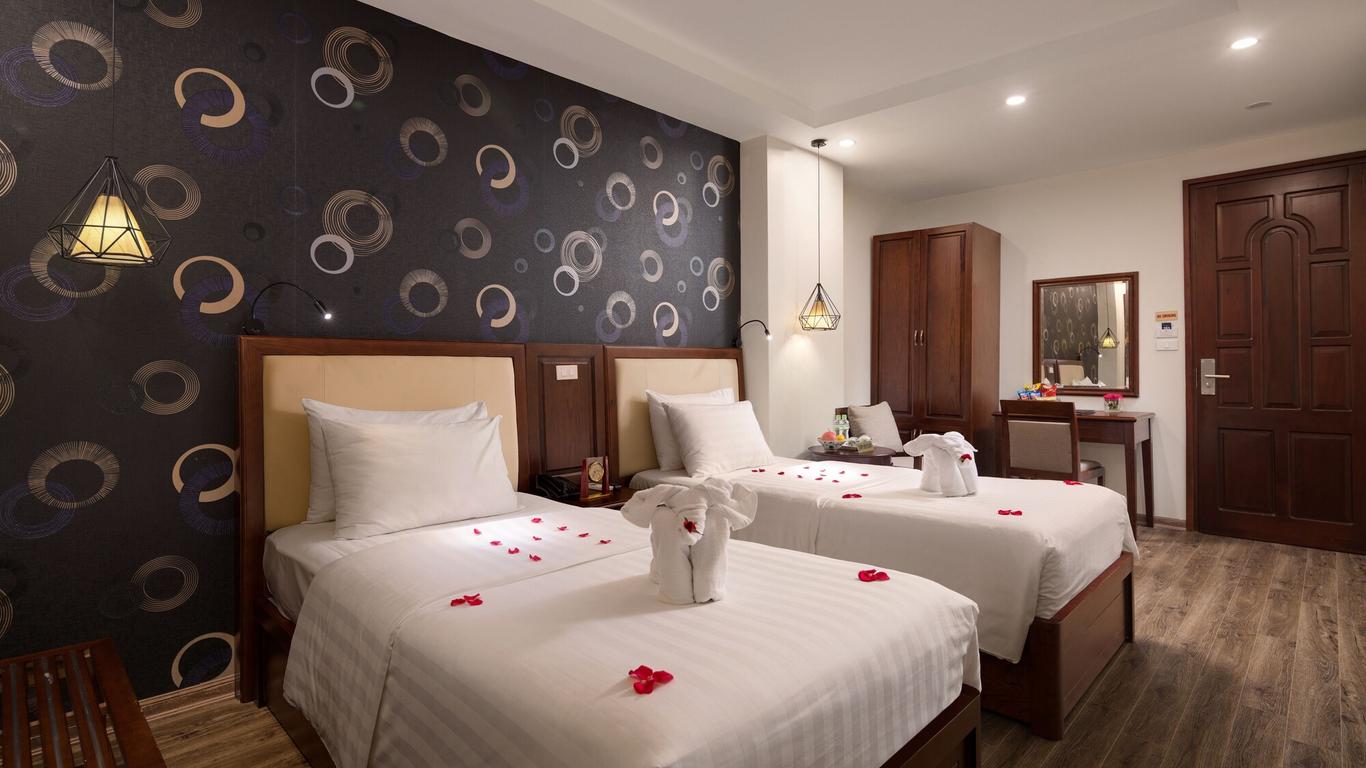 فندق هوليداي إميرالد