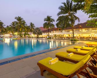 Novotel Goa Dona Sylvia Resort - Cavelossim - Pool