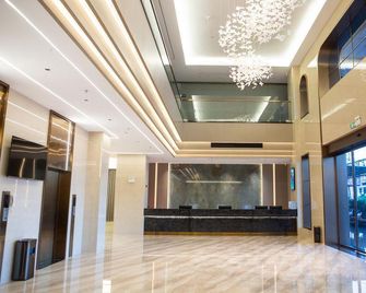 Wansiji Hotel (Chaoshan High-Speed Railway Station Chaoshan International Airport Branch) - Chaozhou - Lobby