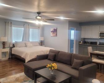 Studio Comfort - Stanton - Bedroom