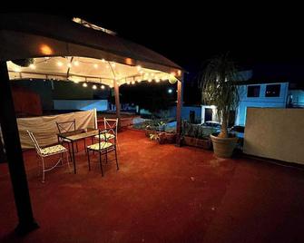 Bugambilias 203 - Private Room with parking and a big terrace only for you - Oaxaca - Patio