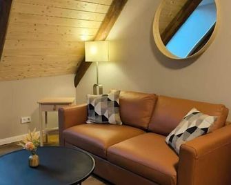 Hotel Landhaus Plus Lüneburg - Люнебург - Вітальня