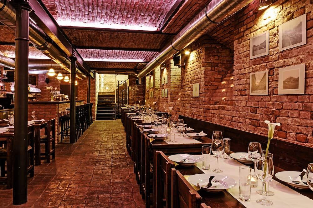 eFi Palace Hotel - ברנו - מסעדה