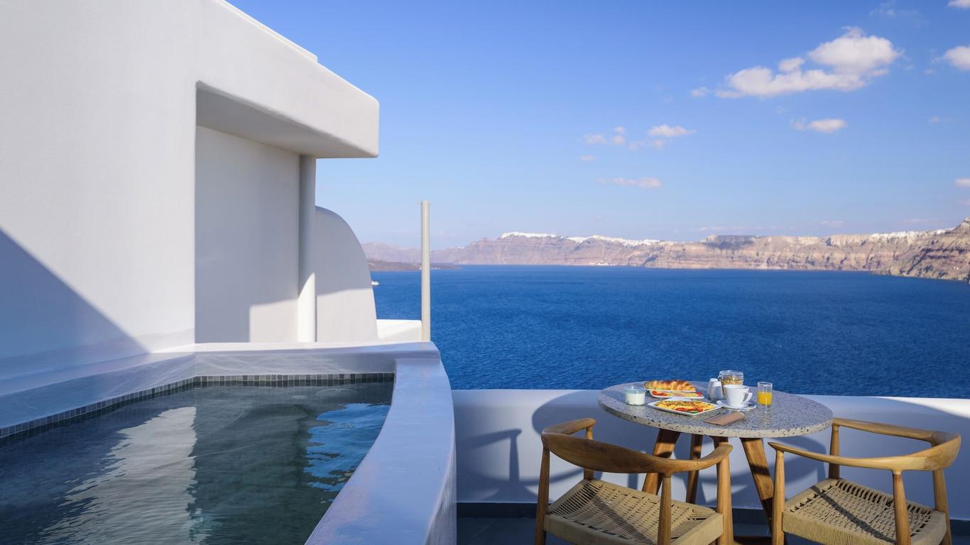 Neptune Luxury Suites