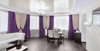 Versal Hotel - Mineralnye Vody - Dining room