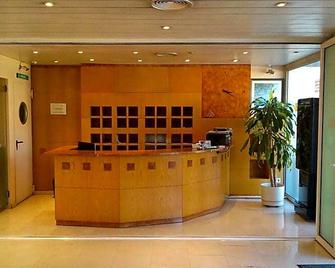 Hotel Montmeló - Montmeló - Recepción