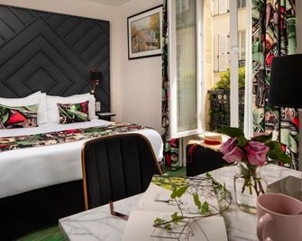 Hotel Des Arts Montmartre - Paris - Bedroom