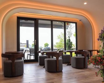 Quhua Sweety B&B - Yilan City - Lounge