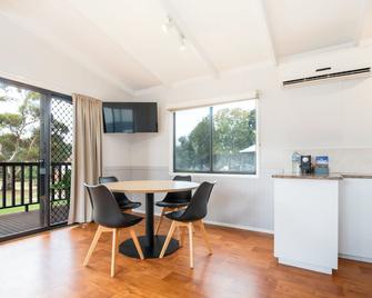 Echo Holiday Parks - Naracoorte - Naracoorte - Dining room