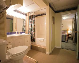 Jewel Lake Bed and Breakfast - Anchorage - Kitchen
