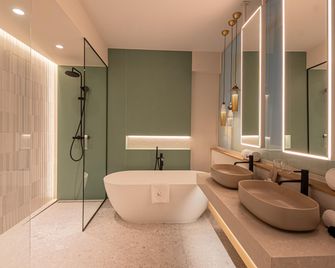 Reed Boutique Hotel & Bistro - Siófok