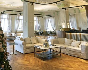 لولي بالاس هوتل سانريمو - San Remo - ردهة