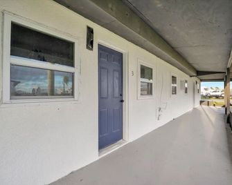 Walk to Stadium, Free Parking - טמפה - מסדרון