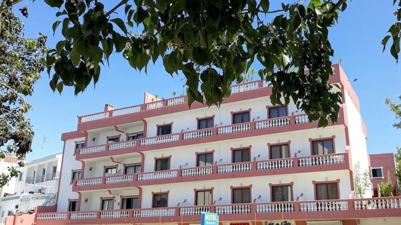 Boutique Hotel Marina S. Roque