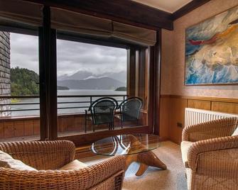 Puyuhuapi Lodge & Spa - Puyuhuapi - Balcón