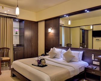 Hotel Lotus Ivy Studios,Near Pune Airport - Pune