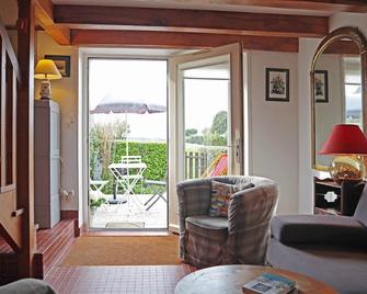 Rent at the edge of the water, Gulf of Morbihan, Larmor Baden - Larmor-Baden - Salon