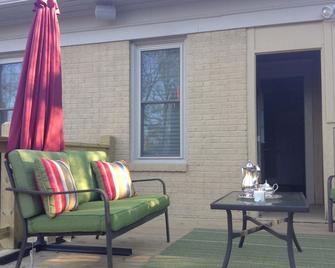 Voted Atlanta's Best - Atlanta - Patio