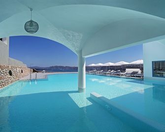 Acroterra Rosa Luxury Suites & Spa - Akrotiri - Bazén
