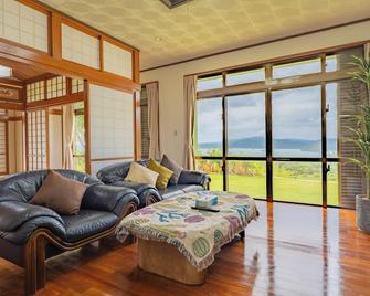Ocean View House Nakijin - Nakijin - Sufragerie