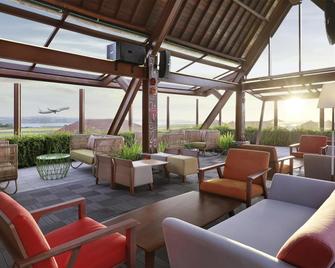 峇里島伍拉賴機場諾富特旅館 - 圖班 - 庫塔 - 休閒室