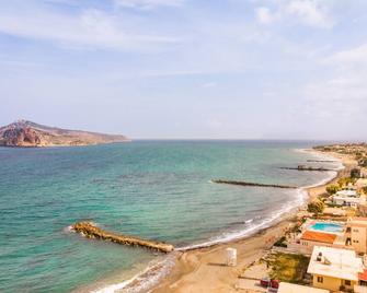 Athina's Flat on the sea - Agia Marina - Pláž