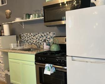 Cozy Private studio Hobby Airport - South Houston - Kitchen