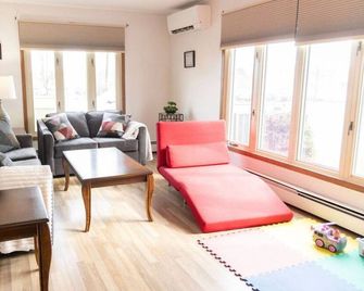3 Bedroom Unit-Central Location - Moncton - Sala de estar