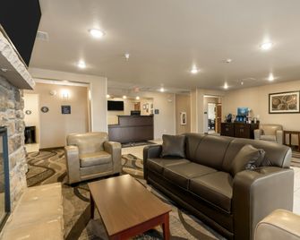 Cobblestone Inn and Suites - Avoca - Avoca - Salónek