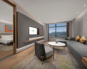Holiday Inn Fu'an By IHG - Ningde - Wohnzimmer