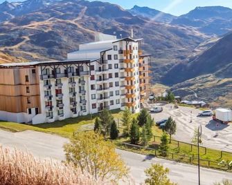 Médian 422 by Interhome - Les Ménuires - Building