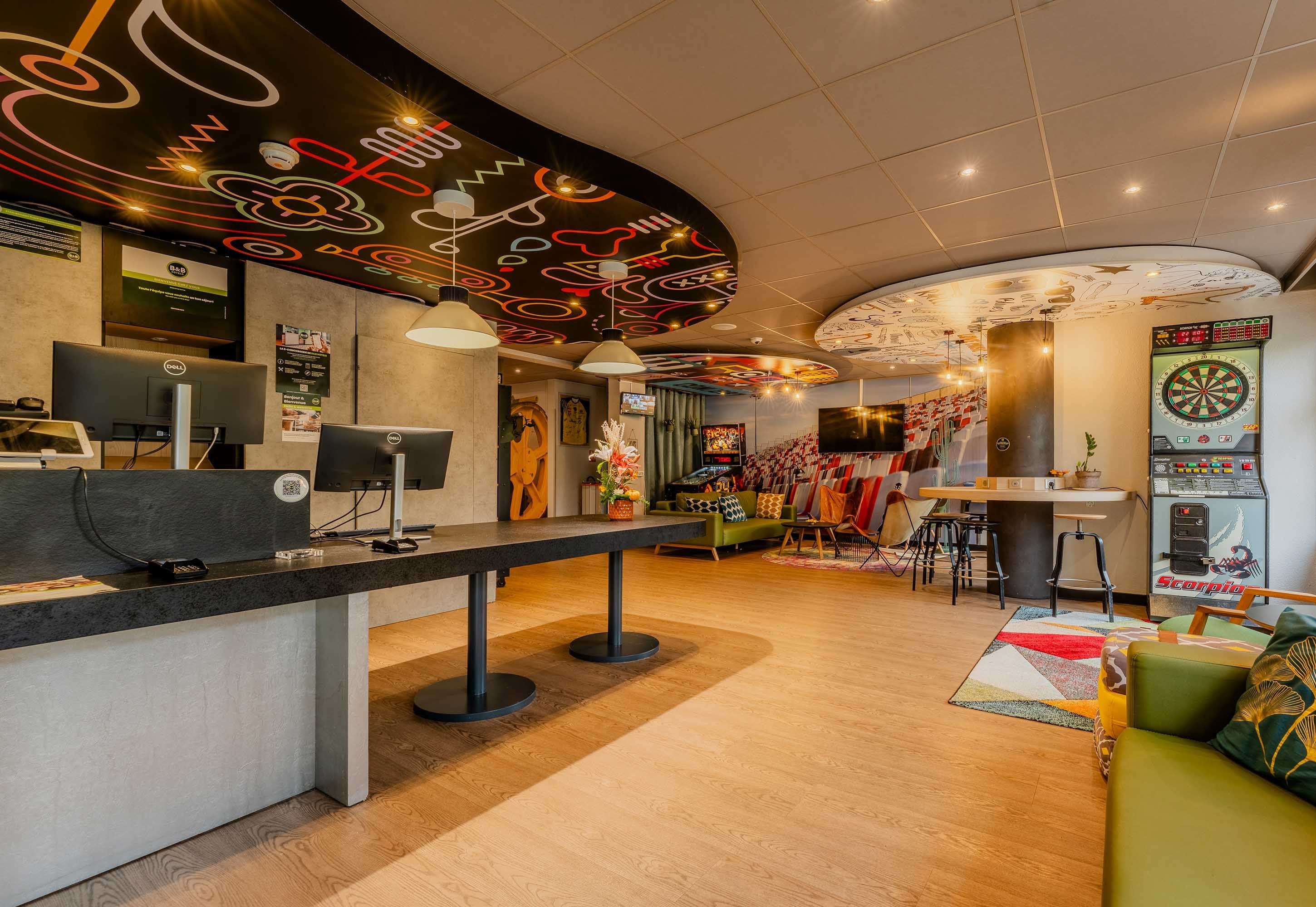 B&B HOTEL Lille Villeneuve d'Ascq Grand Stade thumbnail 3