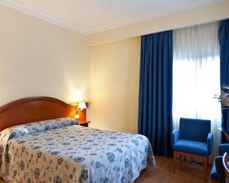Hotel Ciudad del Sol - Écija - Slaapkamer