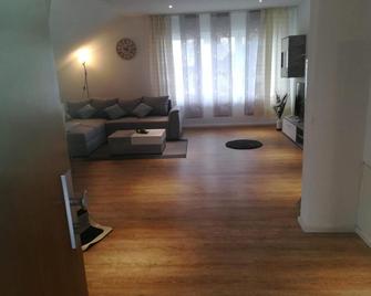 Diti Apartment - Jestetten - Living room