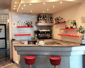 هوتل ماكسيم - بولونيا - بار