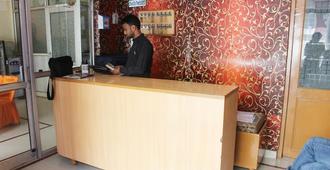 New Kamal Hotel - Bathinda - Front desk