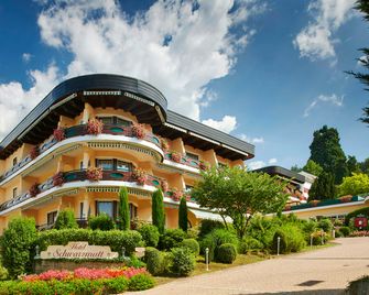 Relais & Châteaux Hotel Schwarzmatt - Badenweiler - Building