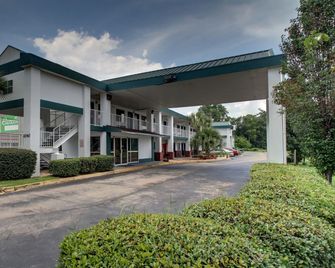 Key West Inn - Montgomery - Edificio