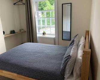 Prince of wales pub and accommodation - Llangollen - Bedroom
