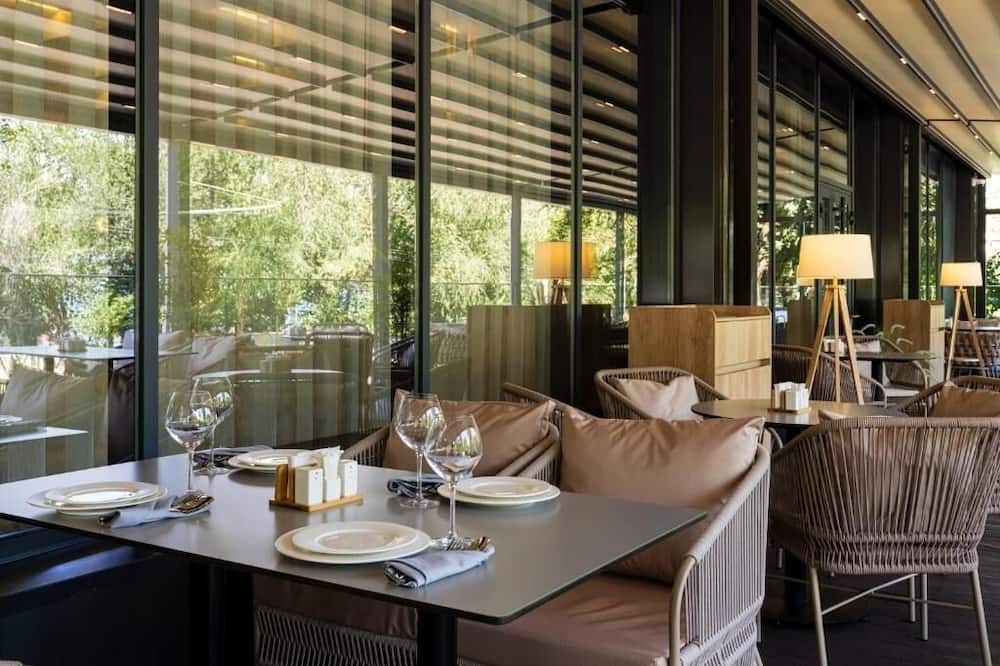 Renion City Hotel - אלמאטי - מסעדה