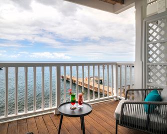 Fort Young Hotel - Roseau - Balcón