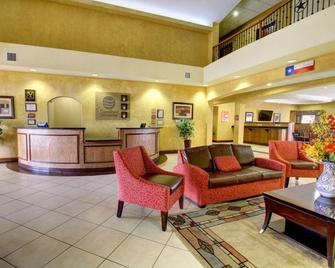 Comfort Inn & Suites Alvarado - Alvarado - Lobby