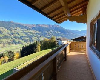 Apartment Manuel by Interhome - Schlitters - Balcony