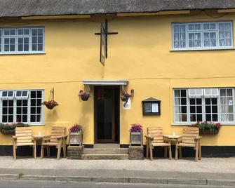 The Swan Inn - Sudbury - Innenhof